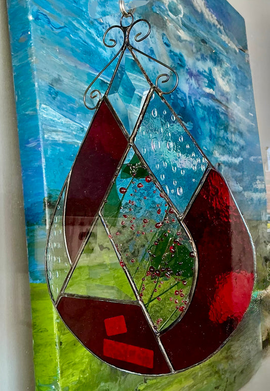 JAG0230 Christmas Teardrop Abstract