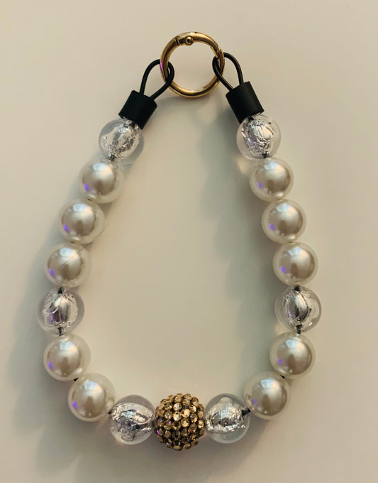 Pearl and Gold The Beaded Paw Necklace Collar