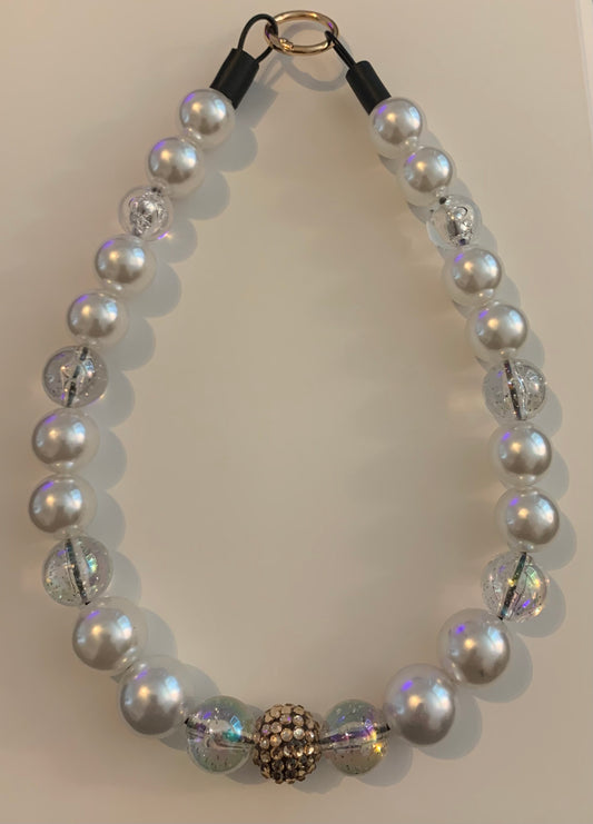 Pearl and Gold The Beaded Paw Necklace Collar